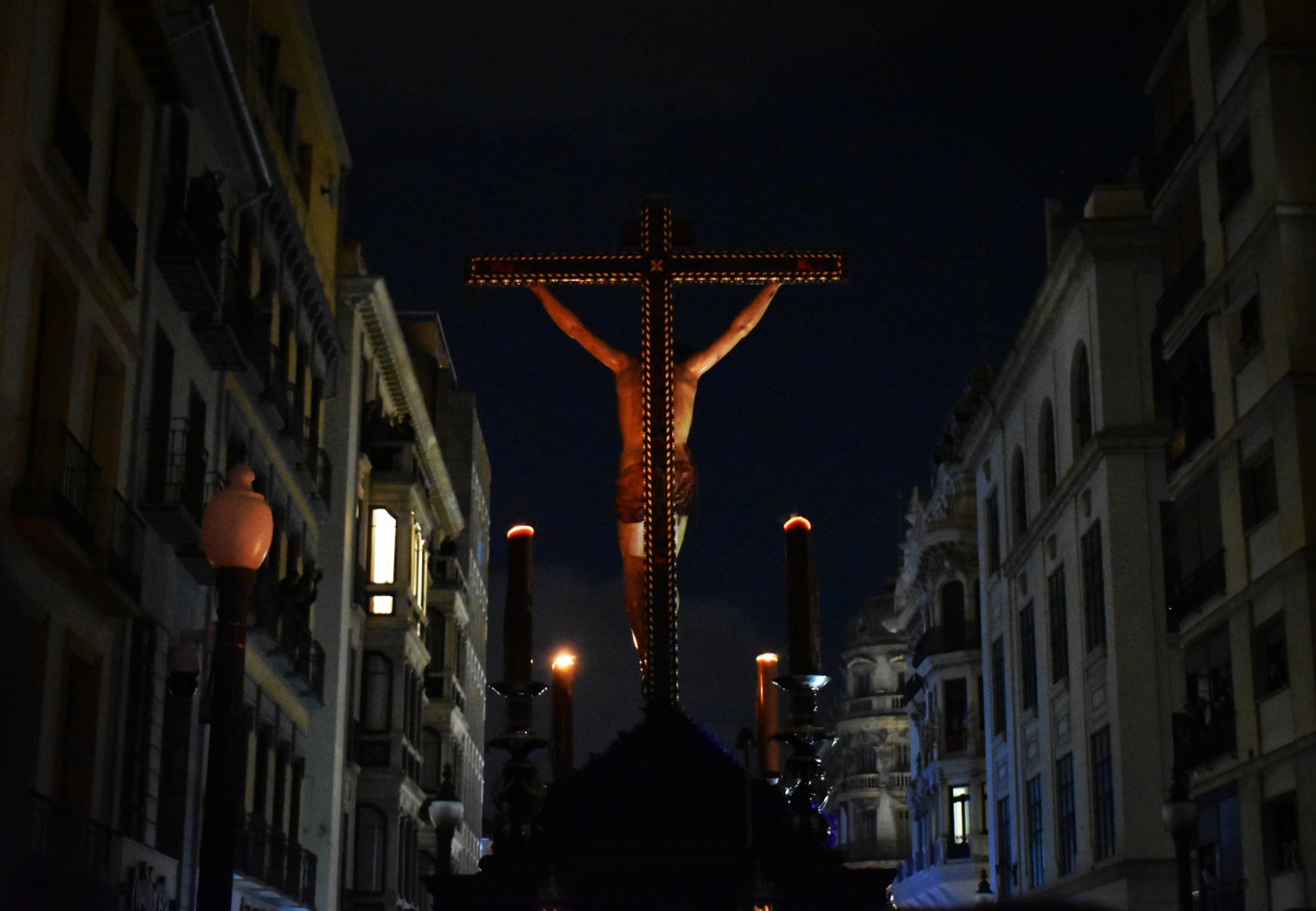 En Silencio hacia Granada 