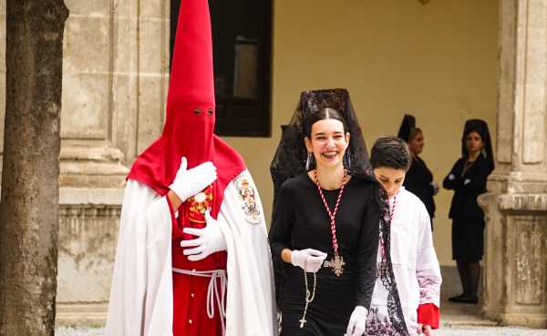 Complicidad en Semana Santa