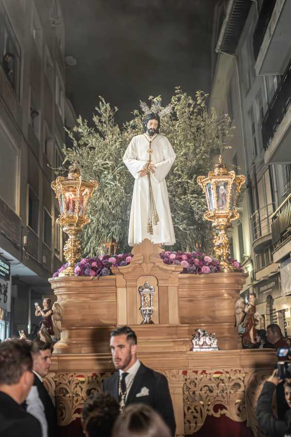 Cautivo vas por Granada