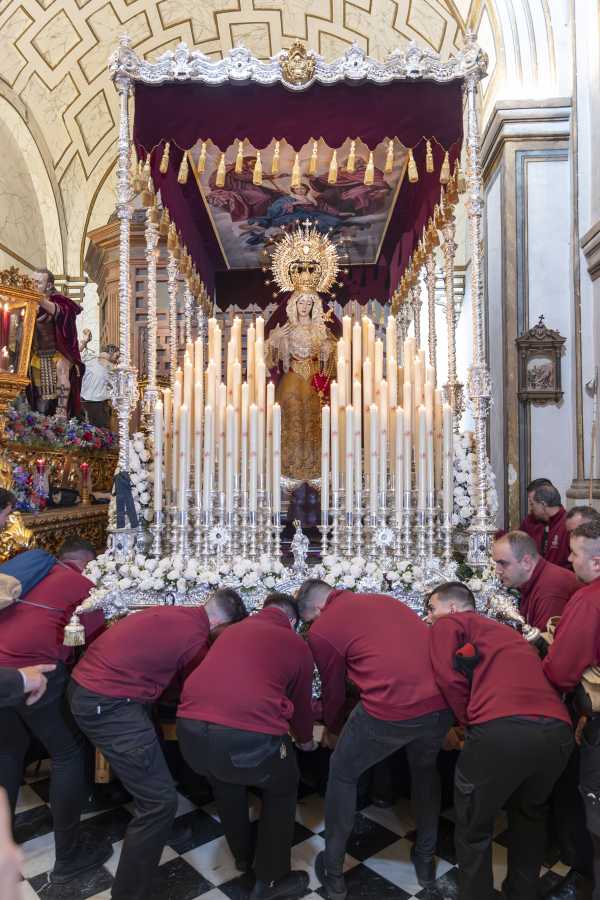 Costaleros de los Remedios